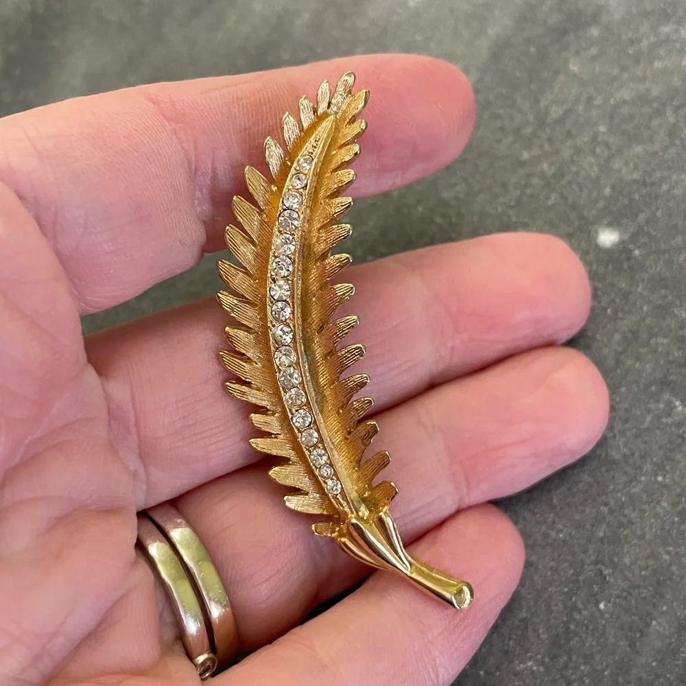 Vintage Coro Gold Feather Crystal Brooch
